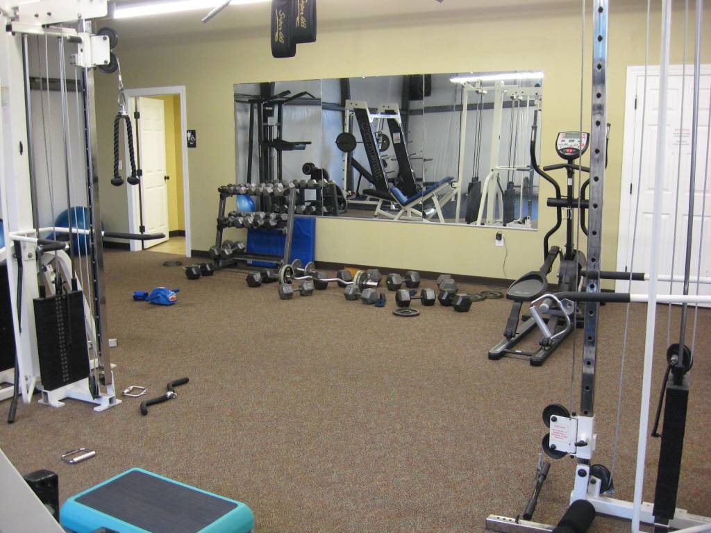 Abner Creek Chiropractic rehabilitation equipment and facility